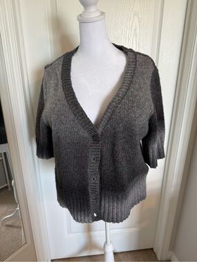 Gray V-Neck Short Sleeve Knit Cardigan Sweater